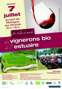 2ème salon et marché des vins bio de l'estuaire au port de Mortagne. Le dimanche 7 juillet 2013 à Mortagne sur Gironde. Charente-Maritime. 